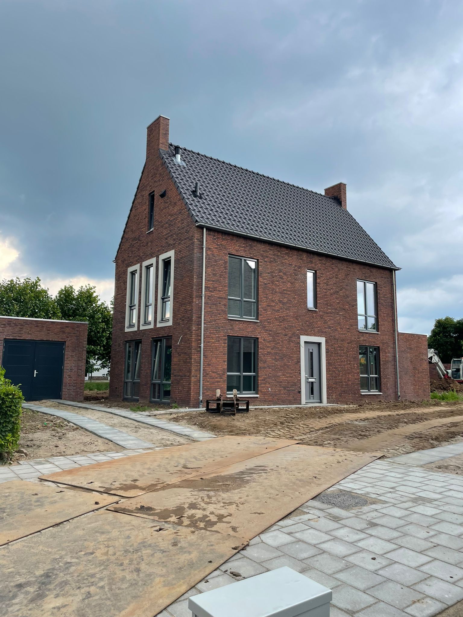 Totaal afbouw wanden en plafonds stucadoren en behangwerk (vescom)  sauswerk/latexspuiten/keuken lakken